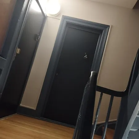 Marche De Noel, Ecurie